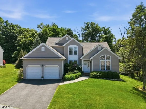 $699,000 | 66 Canada Goose Drive, Hackettstown, NJ 07840