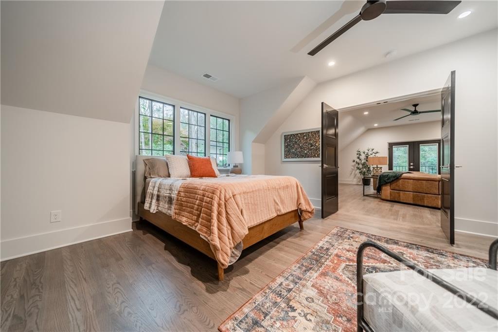 6433 Sharon Hills Road Charlotte, NC 28210 - Photo 40 of 48 Gallery Image 40