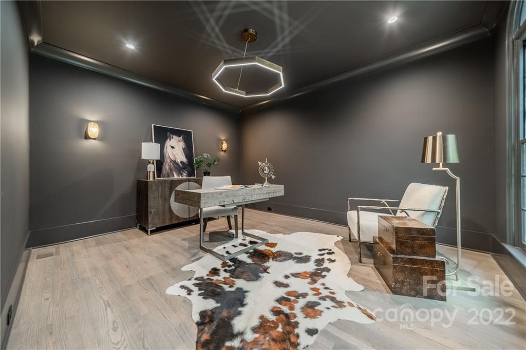 6433 Sharon Hills Road Charlotte, NC 28210 - Photo 10 of 48 Gallery Image 10