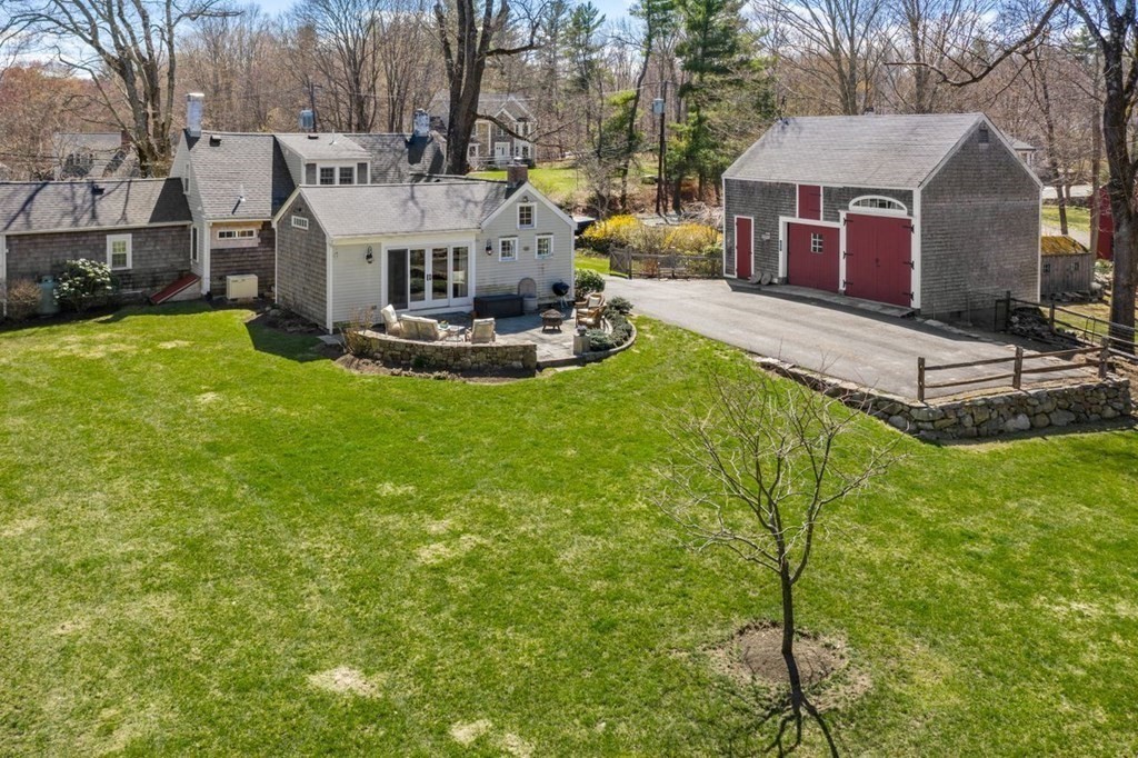 15 Farm Road Sherborn, MA 01770 - Photo 7 of 33 Gallery Image 7