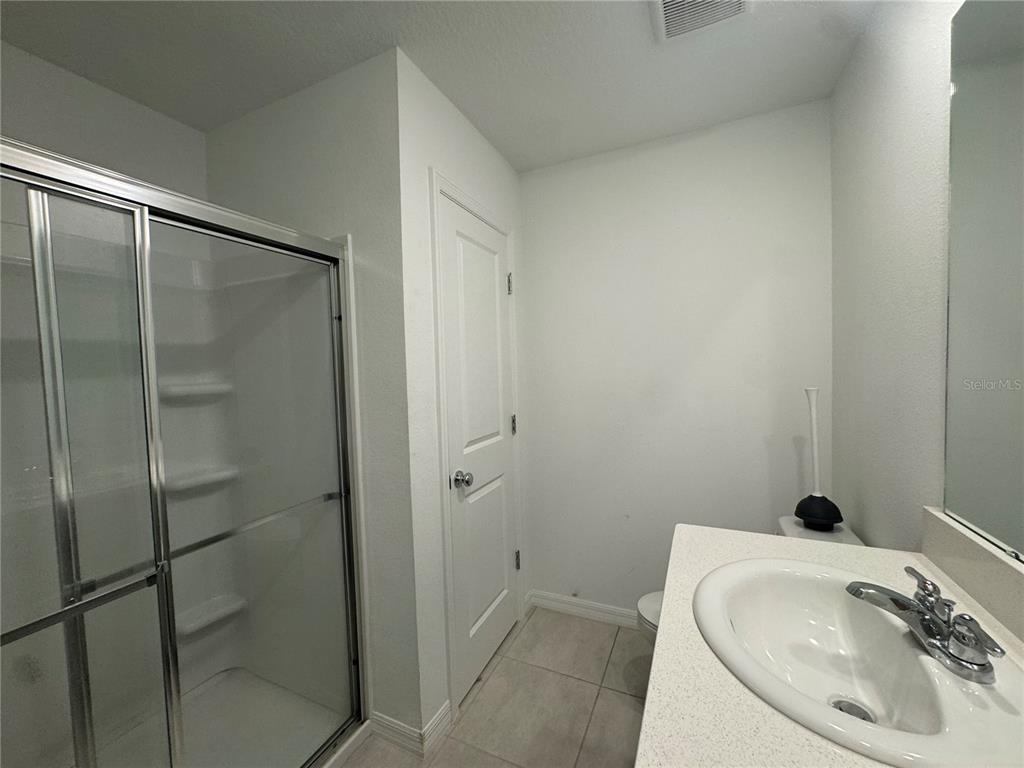 3093 Skyline Loop Kissimmee, FL 34758 - Photo 5 of 10