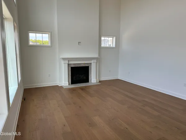 $760,900 | 22 Magnolia Drive, Halfmoon, NY 12065