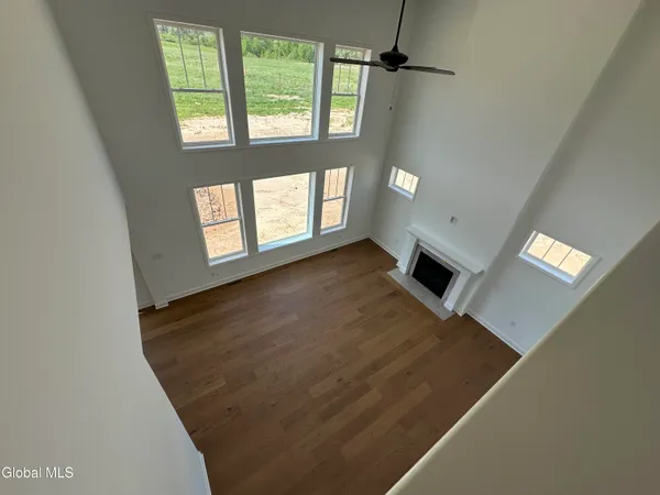 $760,900 | 22 Magnolia Drive, Halfmoon, NY 12065