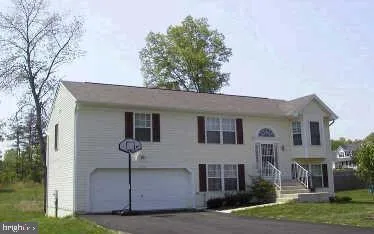 $450,000 | 5706 East Point Circle, Spotsylvania, VA 22551