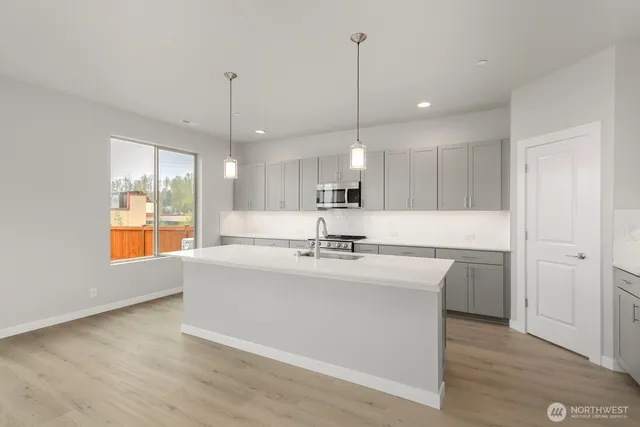 $929,800 | 13302 Southeast 238th Place, Unit 7, Kent, WA 98042