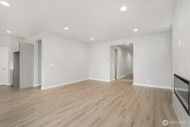 $964,900 | 13302 Southeast 238th Place, Unit 7, Kent, WA 98042