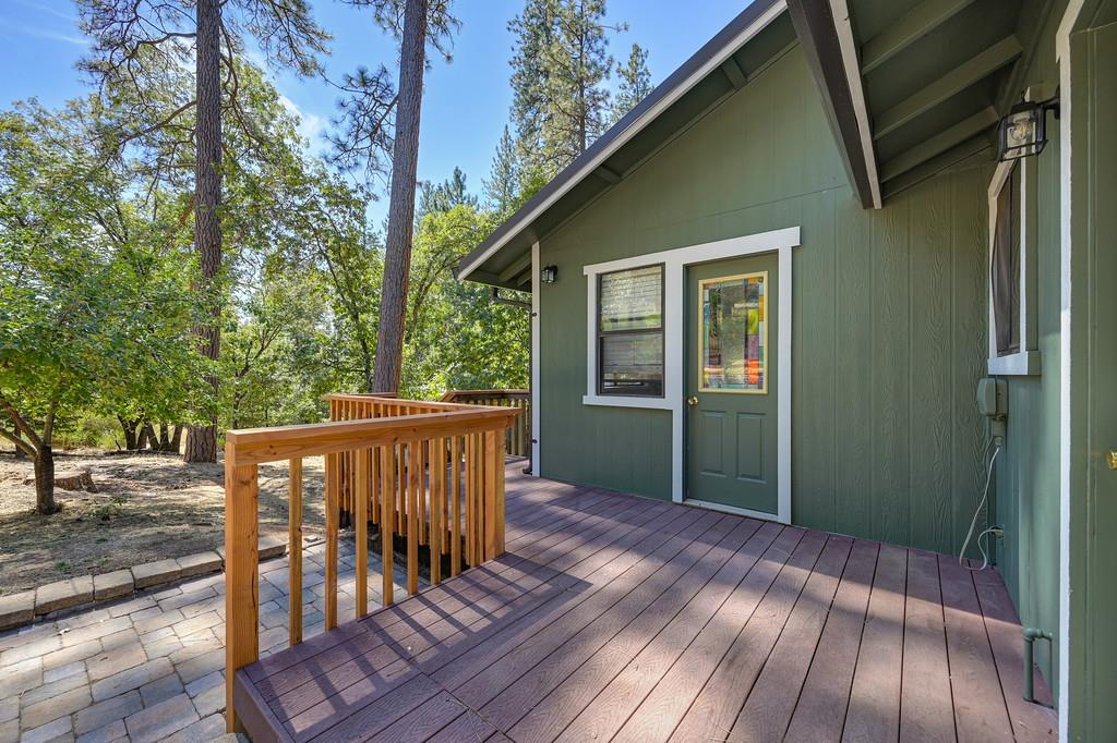 1130 Calen Way Colfax, CA 95713 - Photo 36 of 58 ADU deck