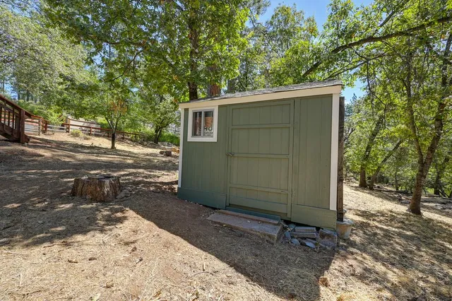 a bathroom with a sink vanity and a mirror