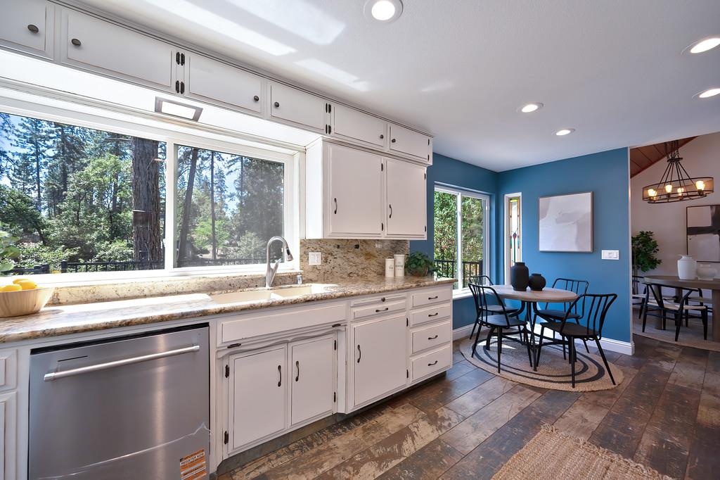 1130 Calen Way Colfax, CA 95713 - Photo 10 of 58 Wash dishes with a view!