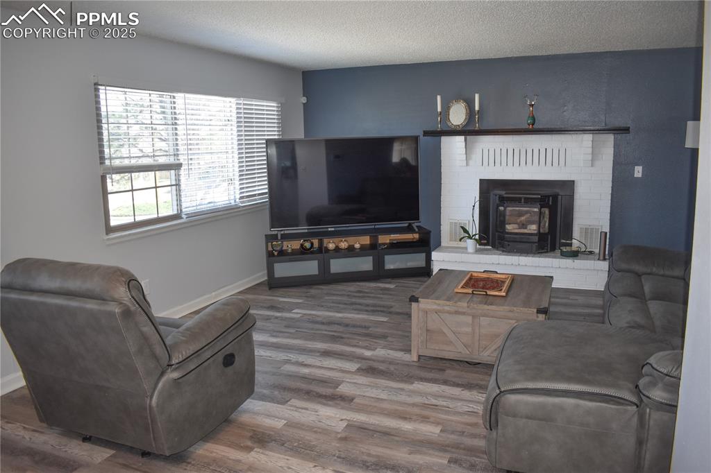 18 Chaparral Circle La Junta, CO 81050 - Photo 6 of 24 a living room with furniture and a flat screen tv