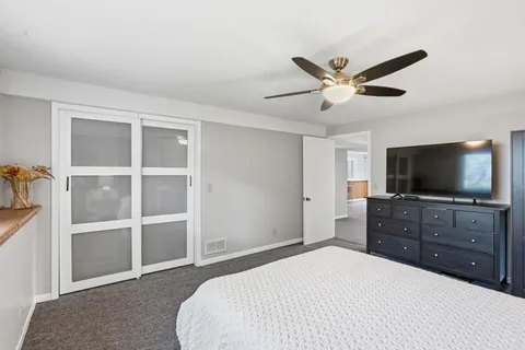 $475,000 | 16520 Minnetonka Boulevard, Minnetonka, MN 55391