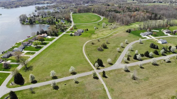 $2,000,000 | 119 V/l Island Hills, Nottawa, MI 49075