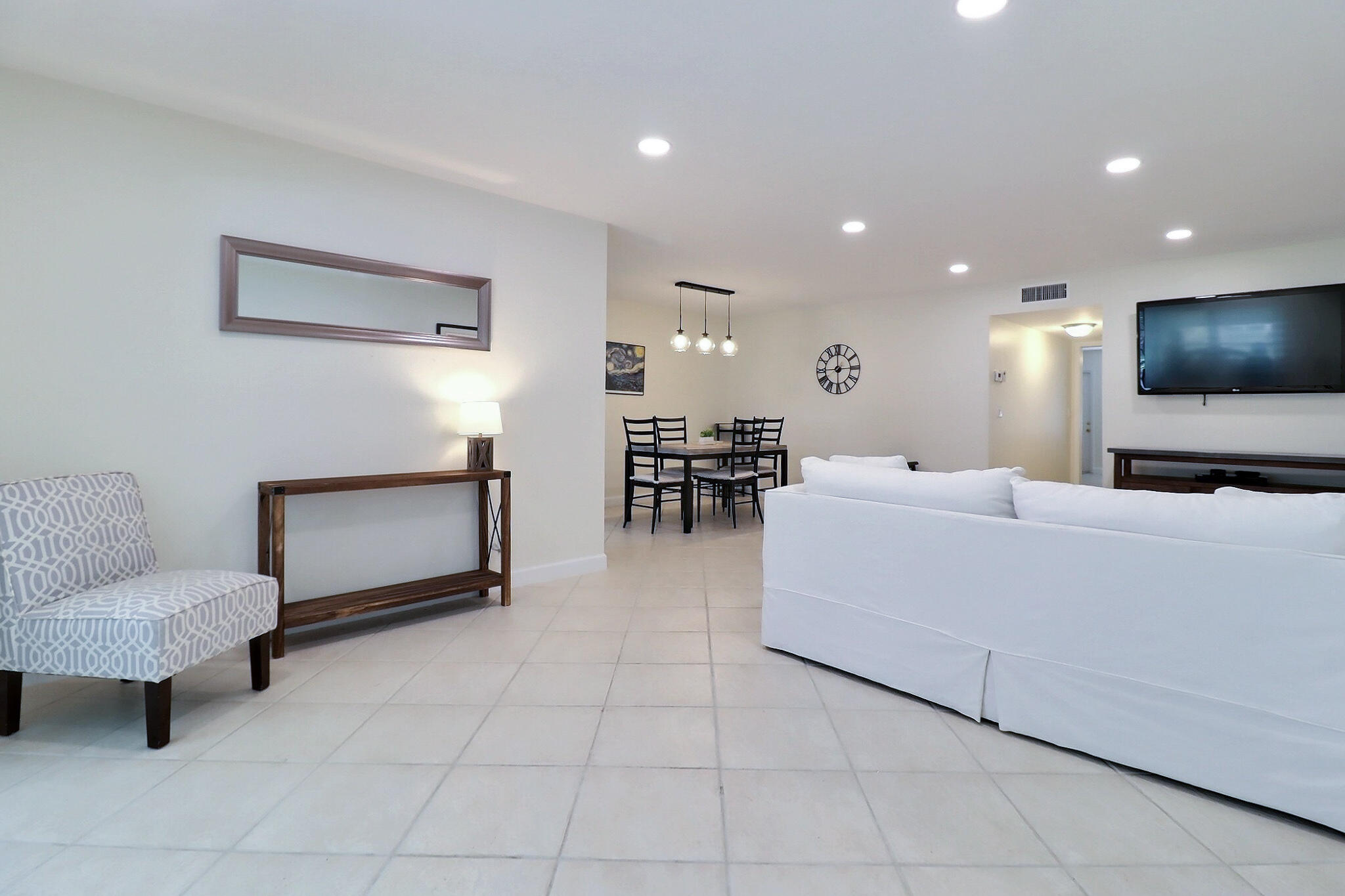 1330 High Point Place North, Unit C Delray Beach, FL 33445 - Photo 9 of 20 IMG_3279