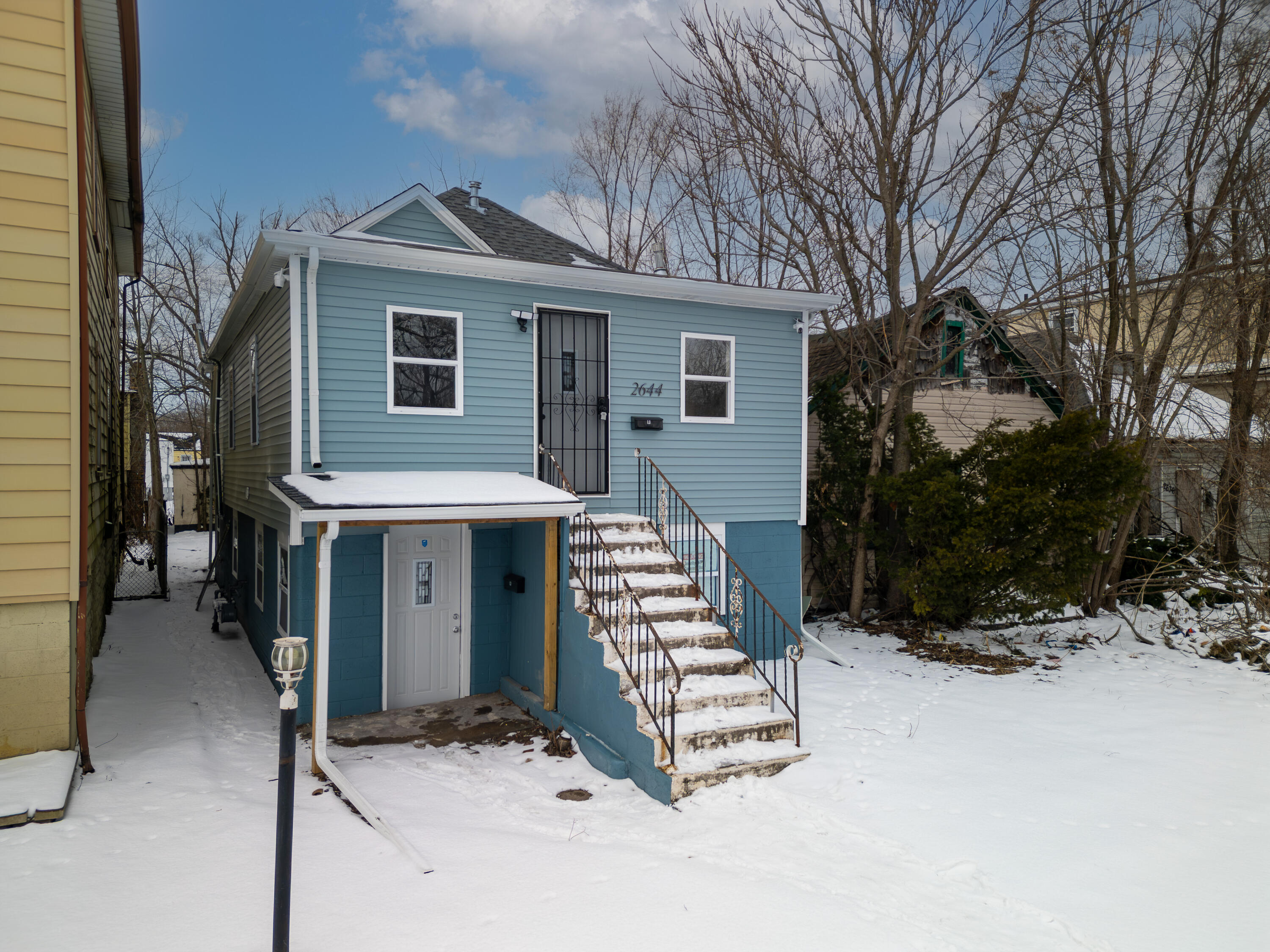 2644 Madison Street Gary, IN 46407 - Photo 4 of 49 3000x2250