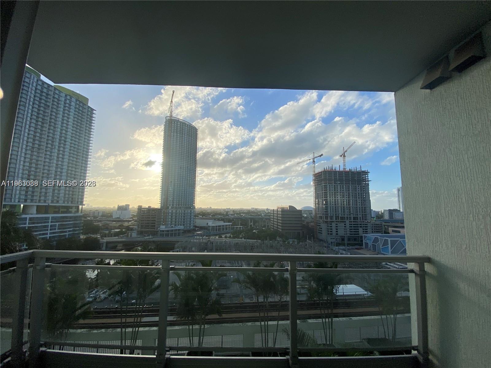 92 Southwest 3rd Street, Unit 1509 Miami, FL 33130 - Photo 12 of 20