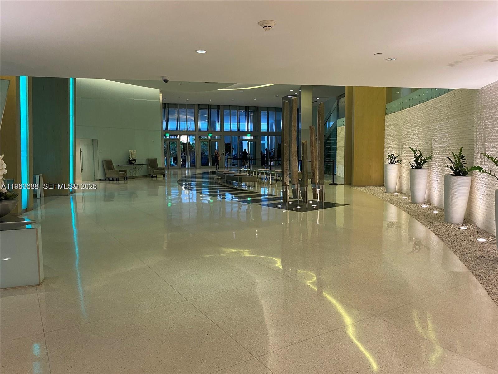 92 Southwest 3rd Street, Unit 1509 Miami, FL 33130 - Photo 17 of 20