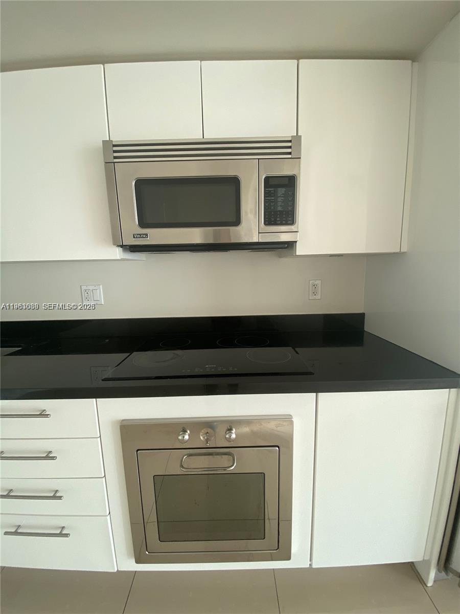 92 Southwest 3rd Street, Unit 1509 Miami, FL 33130 - Photo 5 of 20