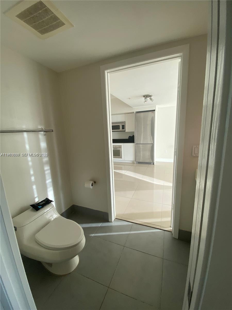 92 Southwest 3rd Street, Unit 1509 Miami, FL 33130 - Photo 10 of 20