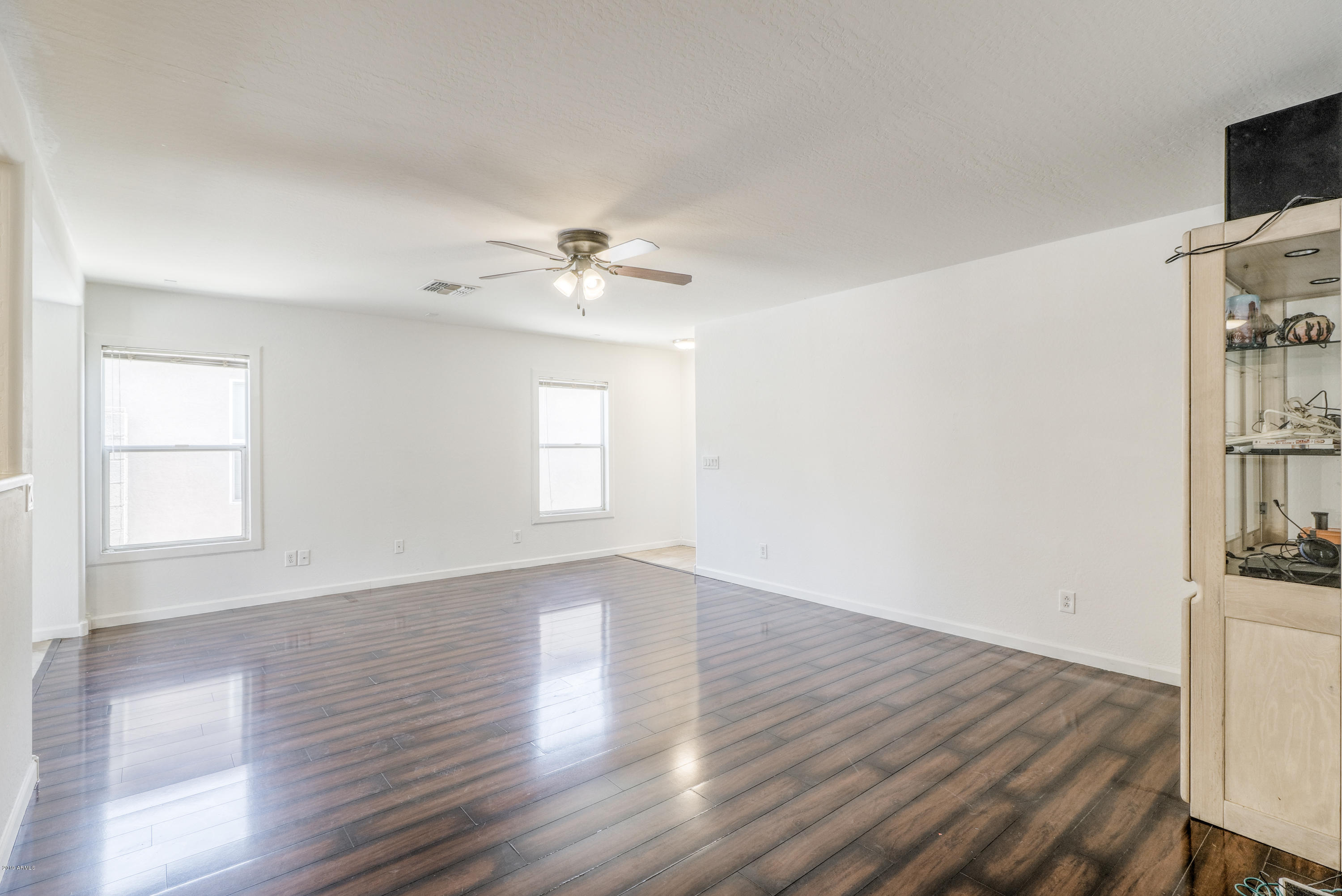 4740 East Silverbell Road San Tan Valley, AZ 85143 - Photo 4 of 25 04 Living Room