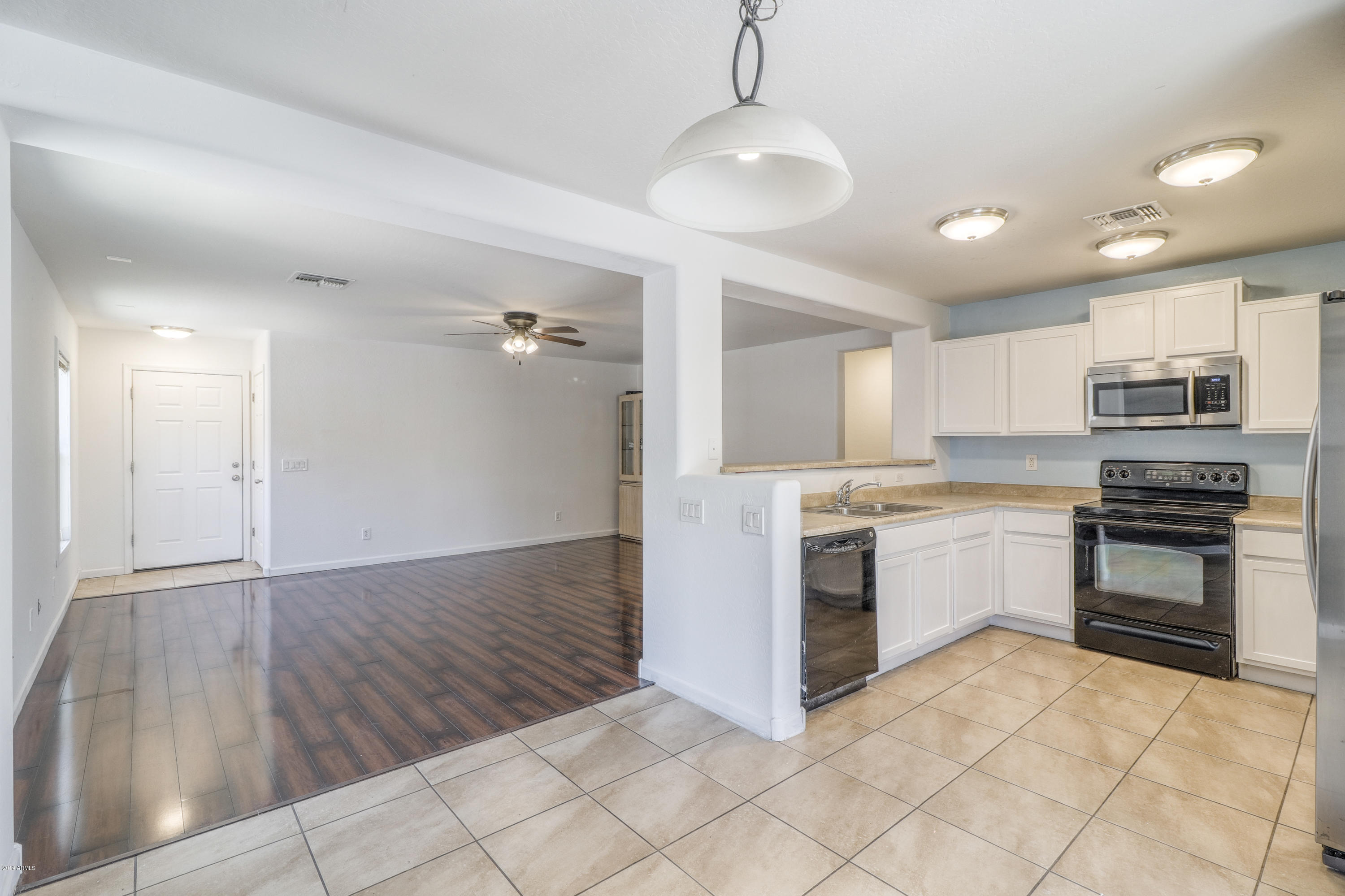 4740 East Silverbell Road San Tan Valley, AZ 85143 - Photo 8 of 25 08 Dining