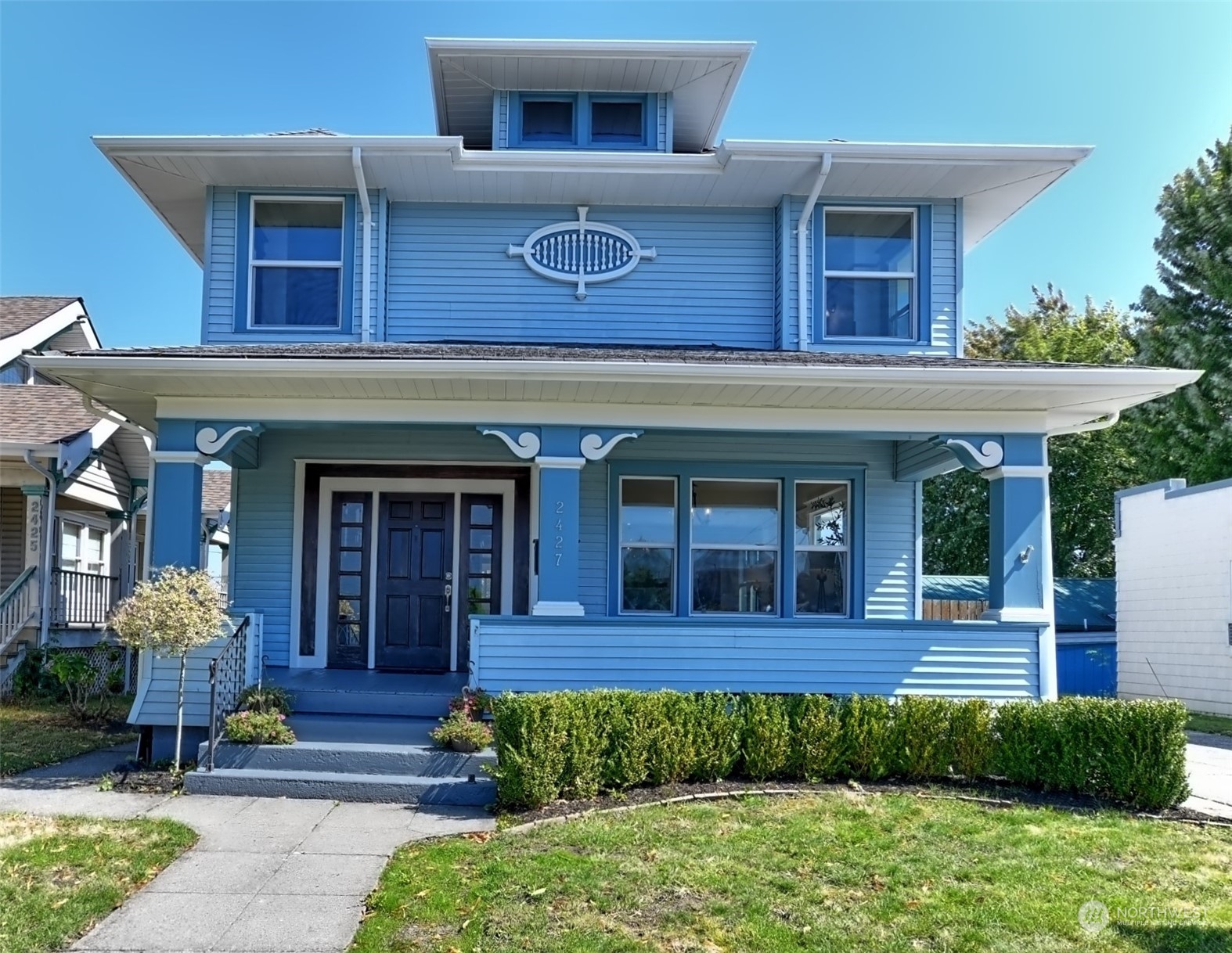2427 Rockefeller Avenue Everett, WA 98201 - Photo 1 of 40