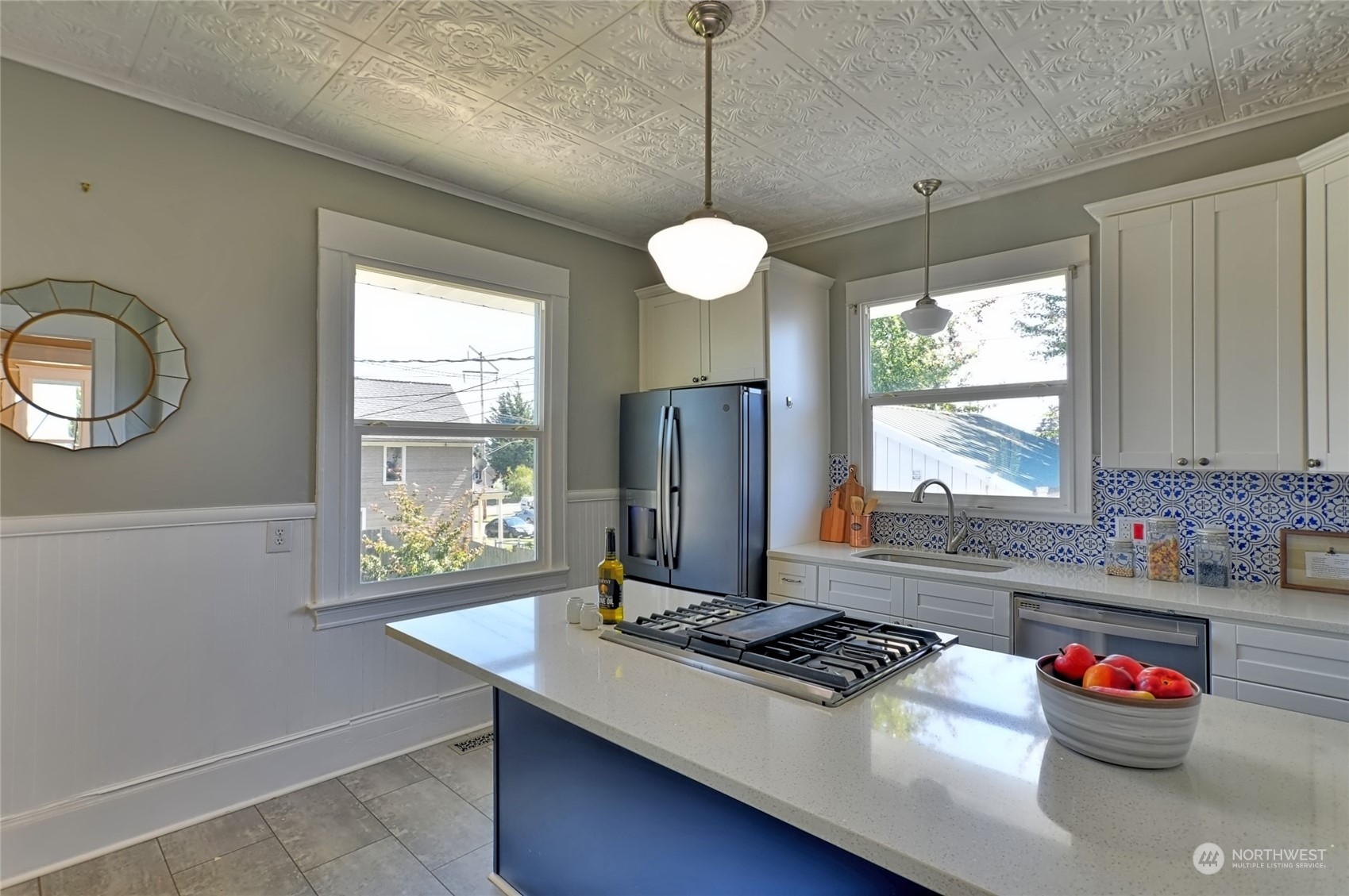 2427 Rockefeller Avenue Everett, WA 98201 - Photo 15 of 40
