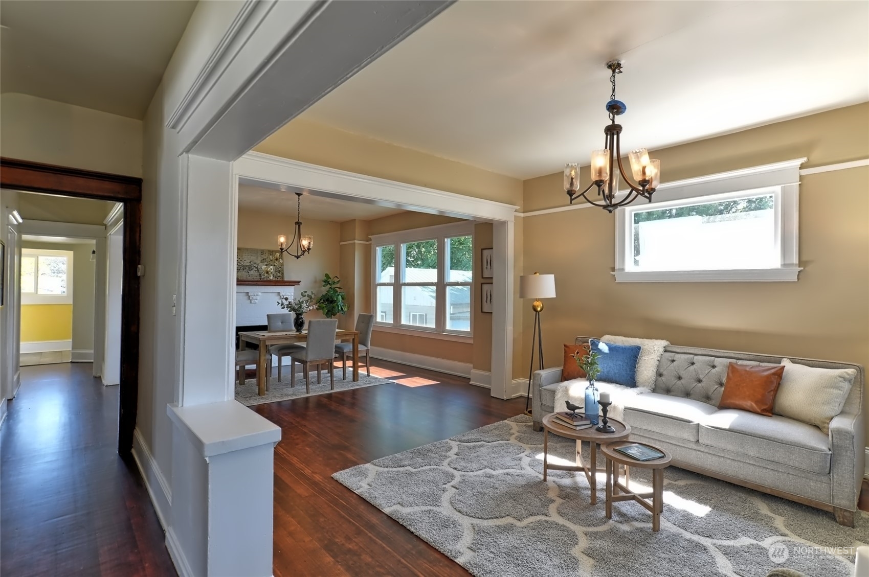 2427 Rockefeller Avenue Everett, WA 98201 - Photo 6 of 40