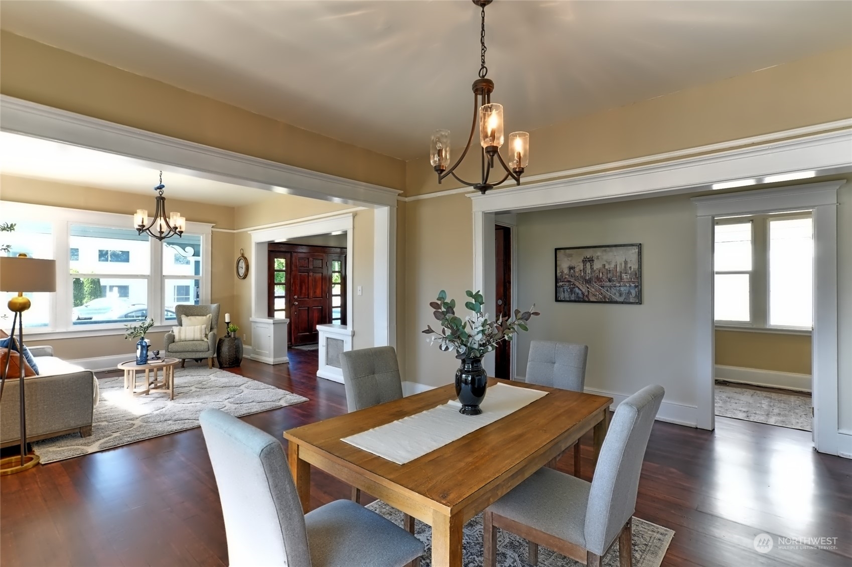2427 Rockefeller Avenue Everett, WA 98201 - Photo 8 of 40