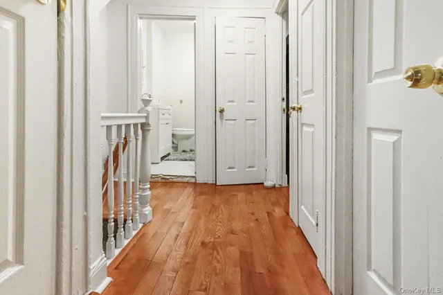 $989,000 | 112-02 Witthoff Avenue | Bellaire Estates