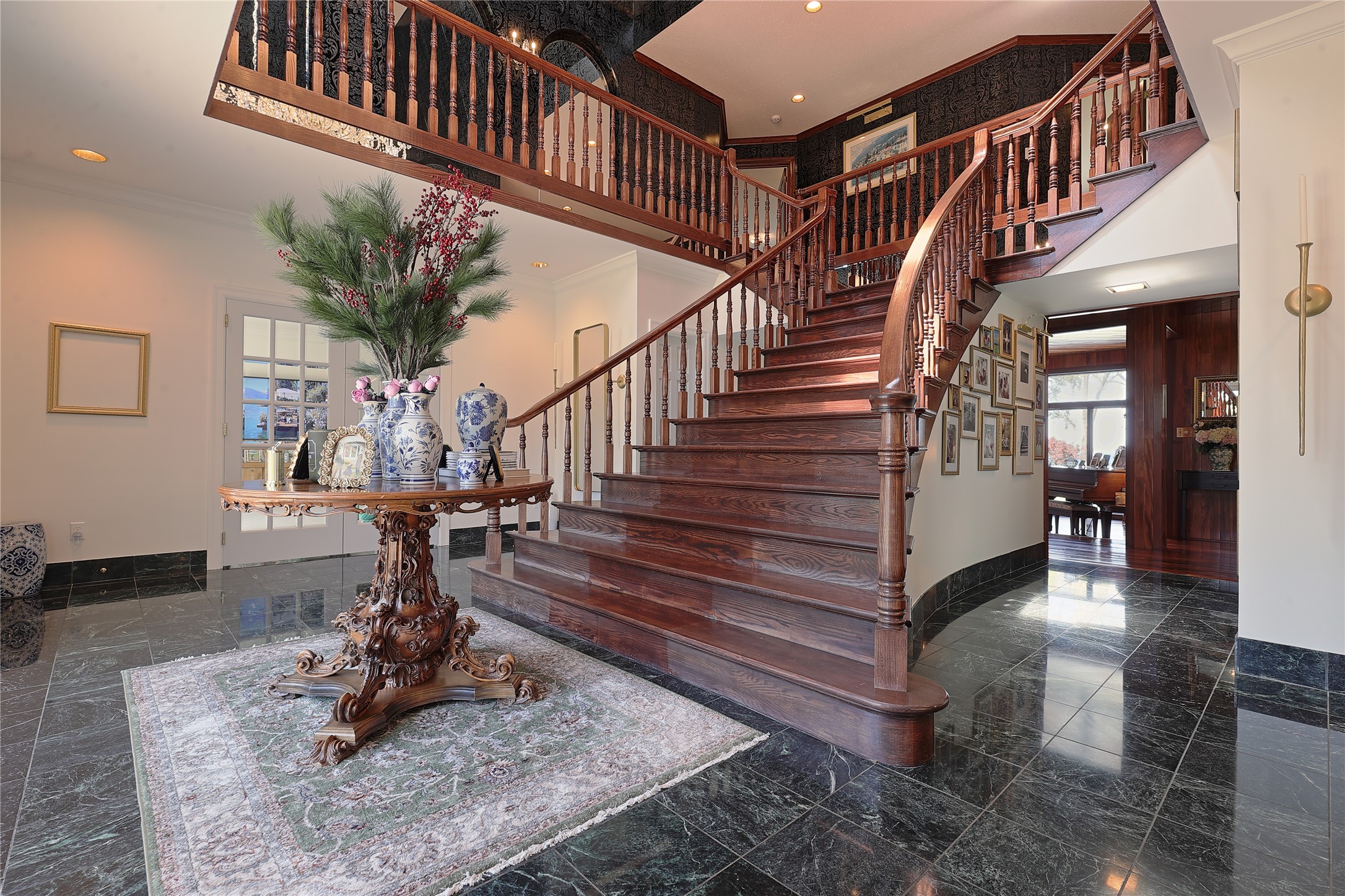 7000 Pinegate Road Fairview, PA 16415 - Photo 11 of 50 Foyer