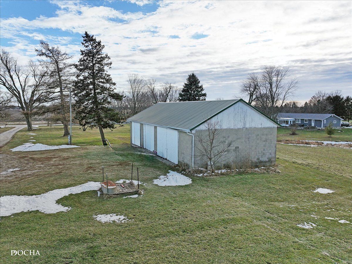 8725 Plattville Road Newark, IL 60541 - Photo 5 of 34