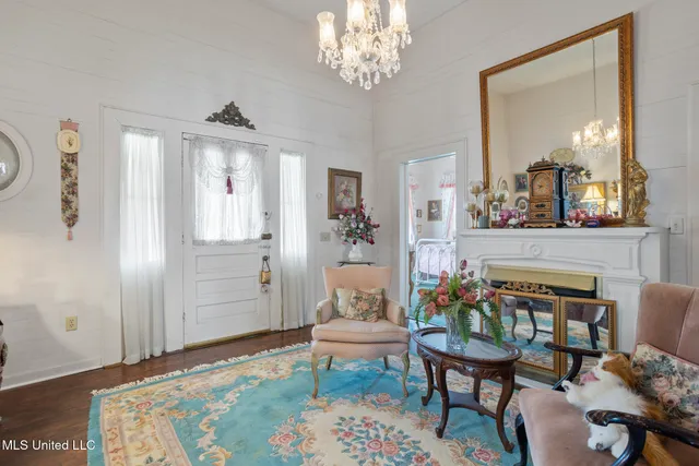 $219,000 | 810 North Maple Drive, Mendenhall, MS 39114