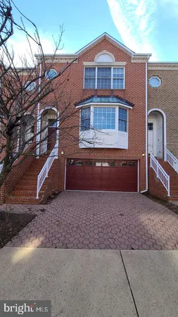 $4,250 | 8172 Madrillon Court, Vienna, VA 22182