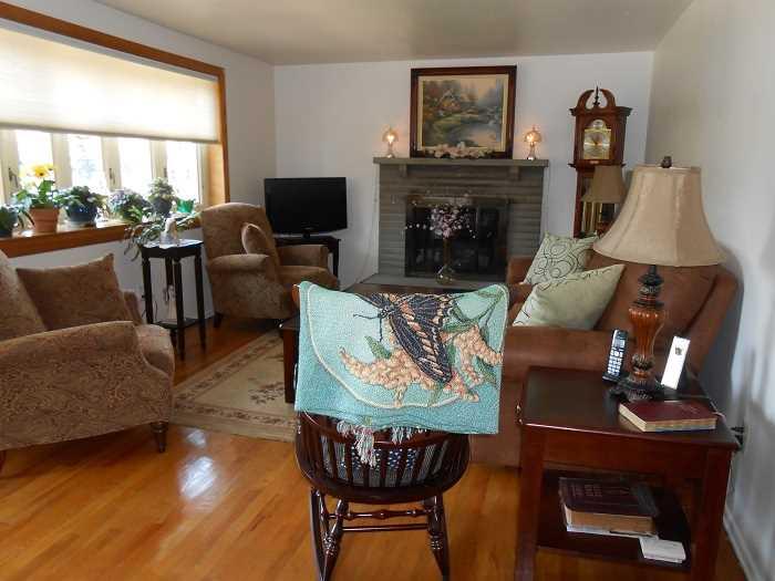 461 Unity Trestle Road Plum, PA 15239 - Photo 4 of 19 Living Room.