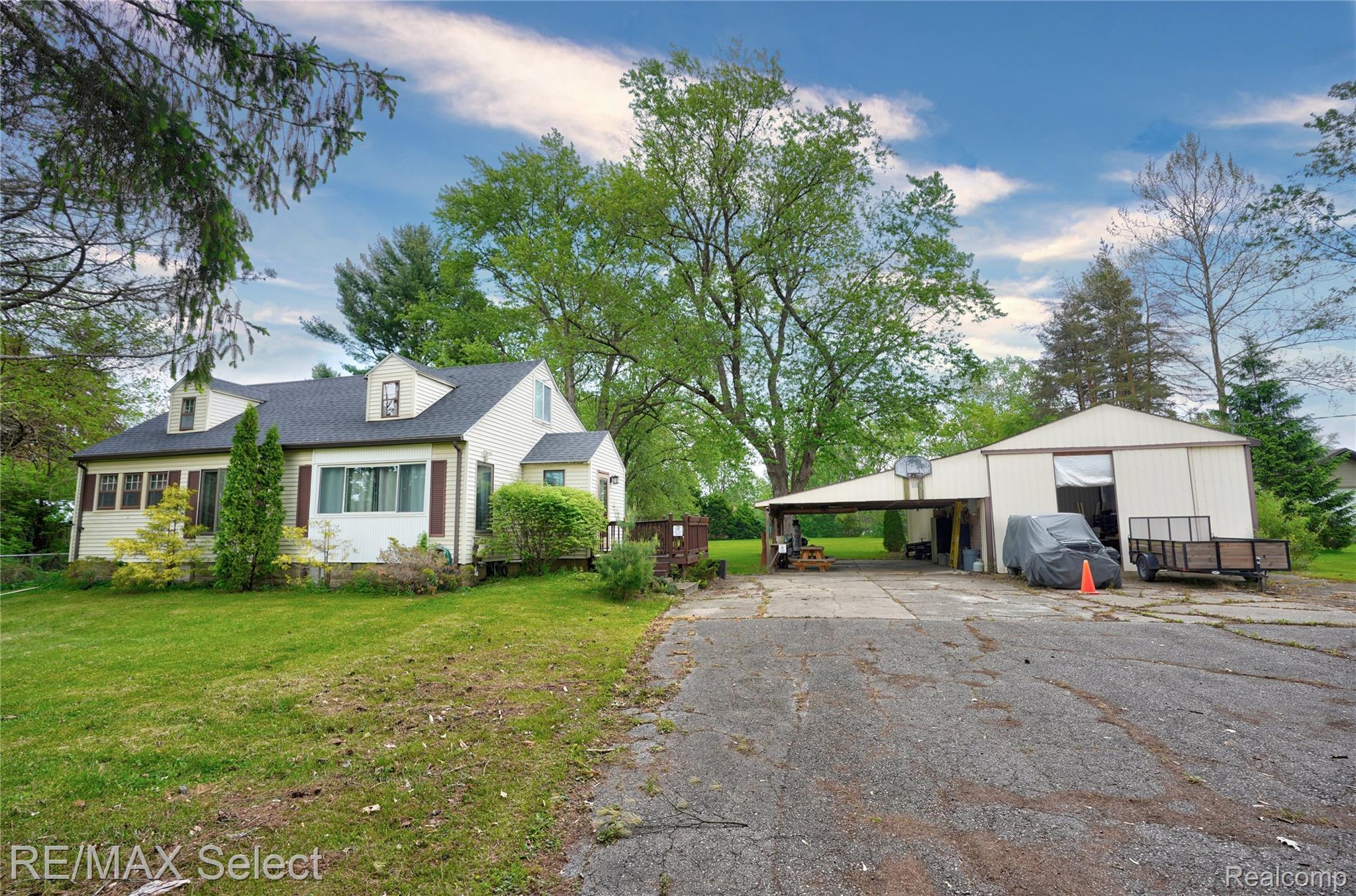 6361 Fenton Road Flint, MI 48507 - Photo 47 of 64 6361 Fenton Rd 05.jpg