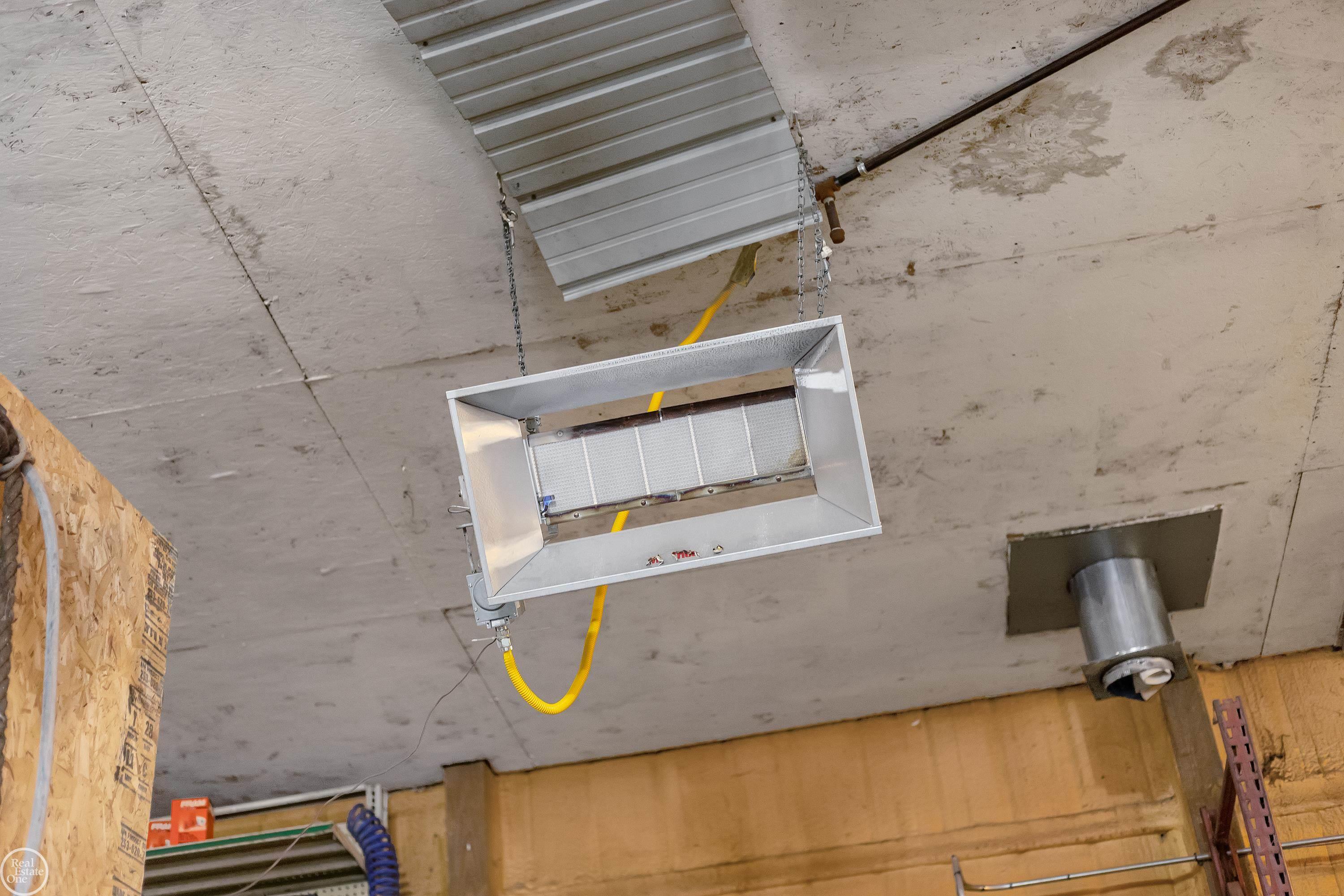 24950 24 Mile Road Macomb, MI 48042 - Photo 28 of 42 Interior of Out Building