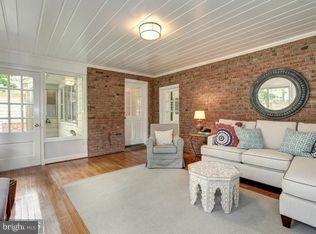 5910 Overlea Road Bethesda, MD 20816 - Photo 8 of 23 Interior (General)