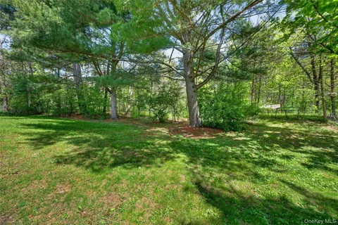 $610,000 | 34 Barkit Kennel Road, Pleasant Valley, NY 12569