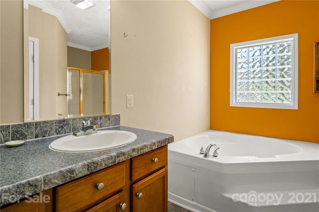 357 Clark Road Marshall, NC 28753 - Photo 18 of 48 Gallery Image 18