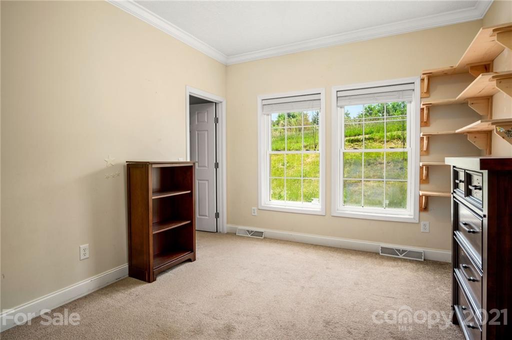 357 Clark Road Marshall, NC 28753 - Photo 21 of 48 Gallery Image 21