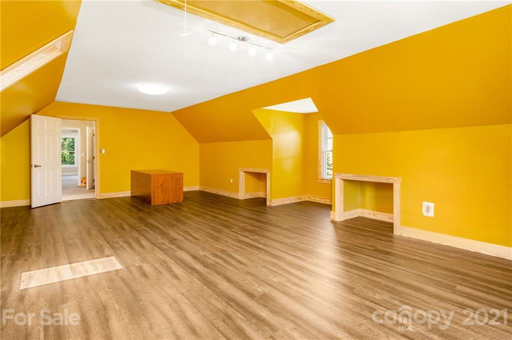 357 Clark Road Marshall, NC 28753 - Photo 26 of 48 Gallery Image 26