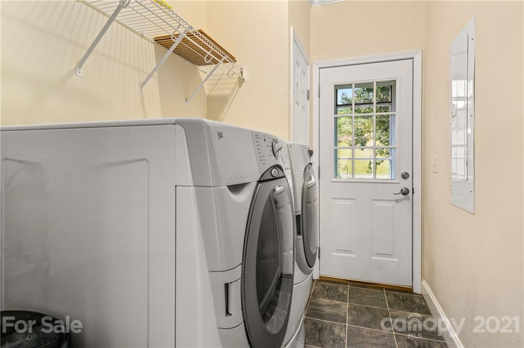 357 Clark Road Marshall, NC 28753 - Photo 29 of 48 Gallery Image 29