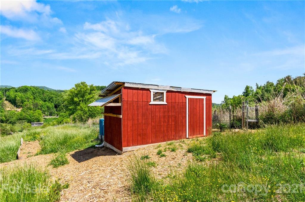 357 Clark Road Marshall, NC 28753 - Photo 31 of 48 Gallery Image 31