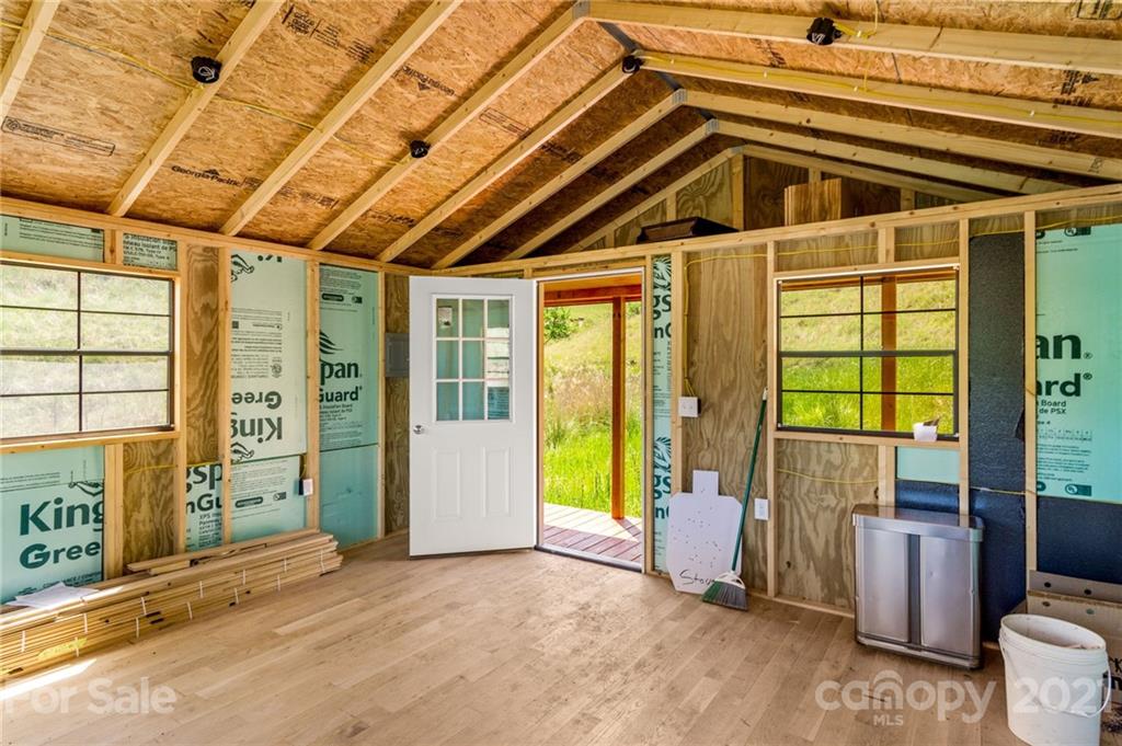 357 Clark Road Marshall, NC 28753 - Photo 38 of 48 Gallery Image 38
