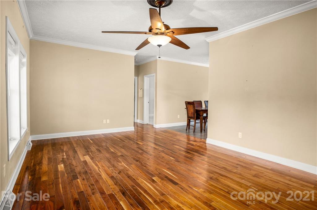 357 Clark Road Marshall, NC 28753 - Photo 9 of 48 Gallery Image 9