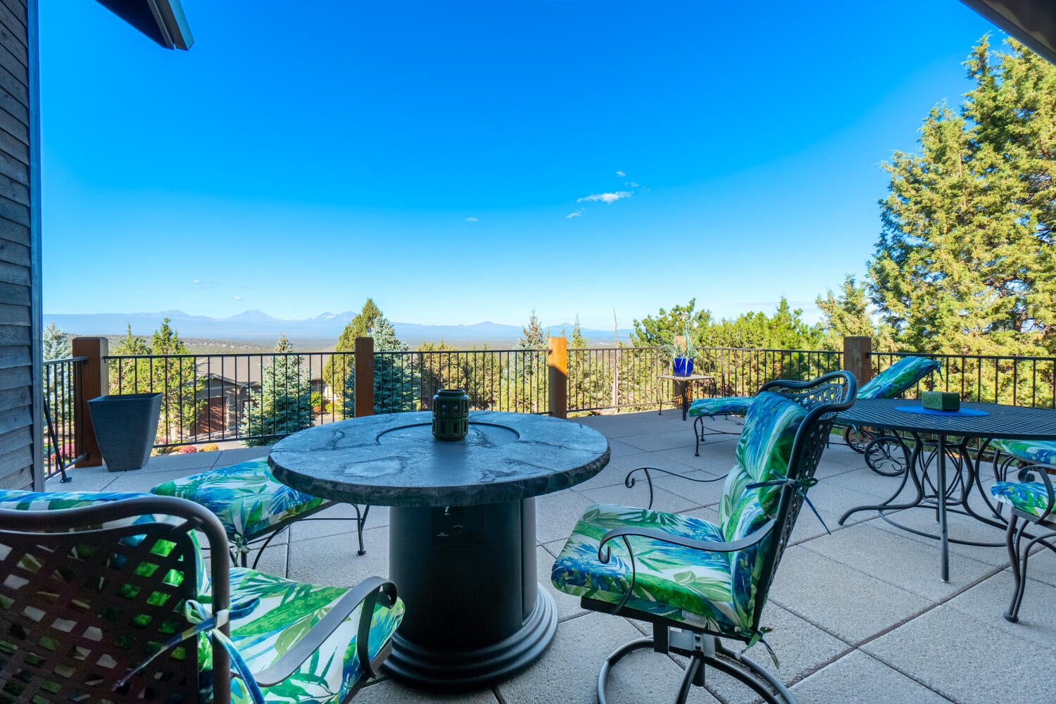10955 Summit Ridge Court Redmond, OR 97756 - Photo 74 of 119 Gorgeous view from the private deck off the kitchen and dining room.