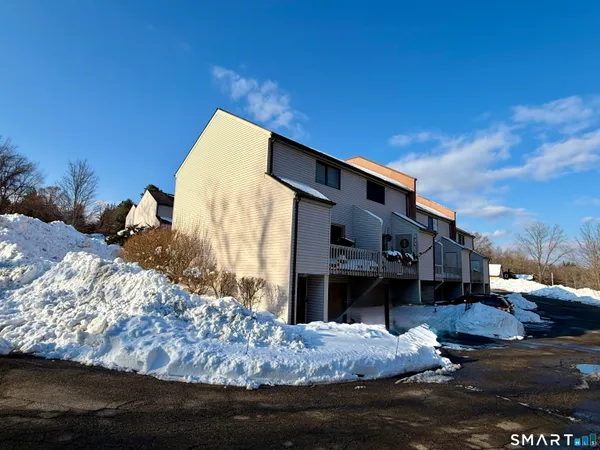 $126,000 | 349 Allen Road, Unit 45D, Torrington, CT 06790