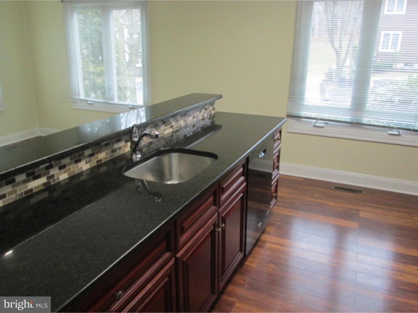 261 Fox Run Exton, PA 19341 - Photo 4 of 24 Kitchen