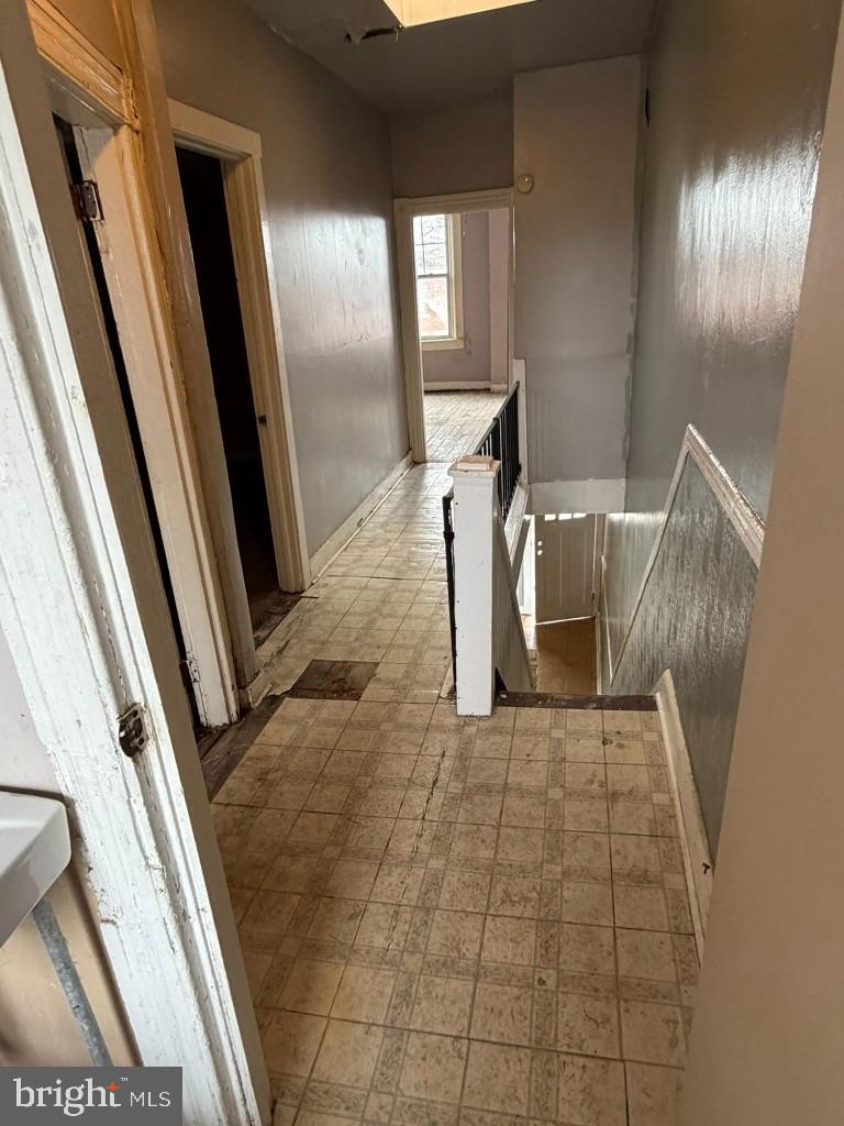 1827 North Milton Avenue Baltimore, MD 21213 - Photo 15 of 49 a view of front door