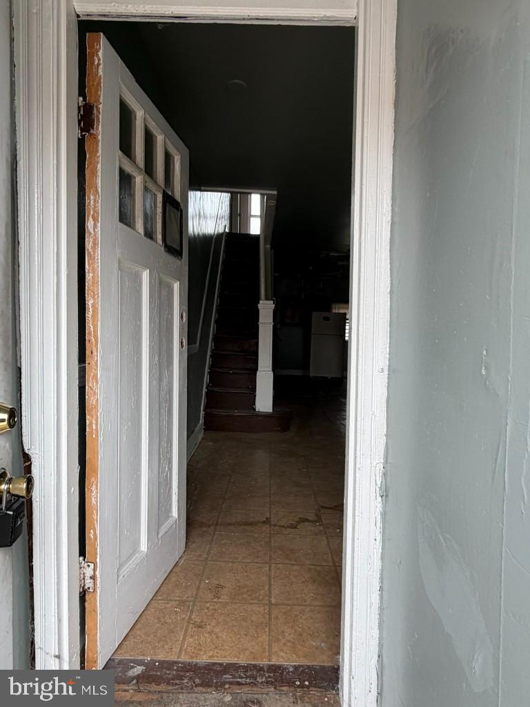 1827 North Milton Avenue Baltimore, MD 21213 - Photo 3 of 49